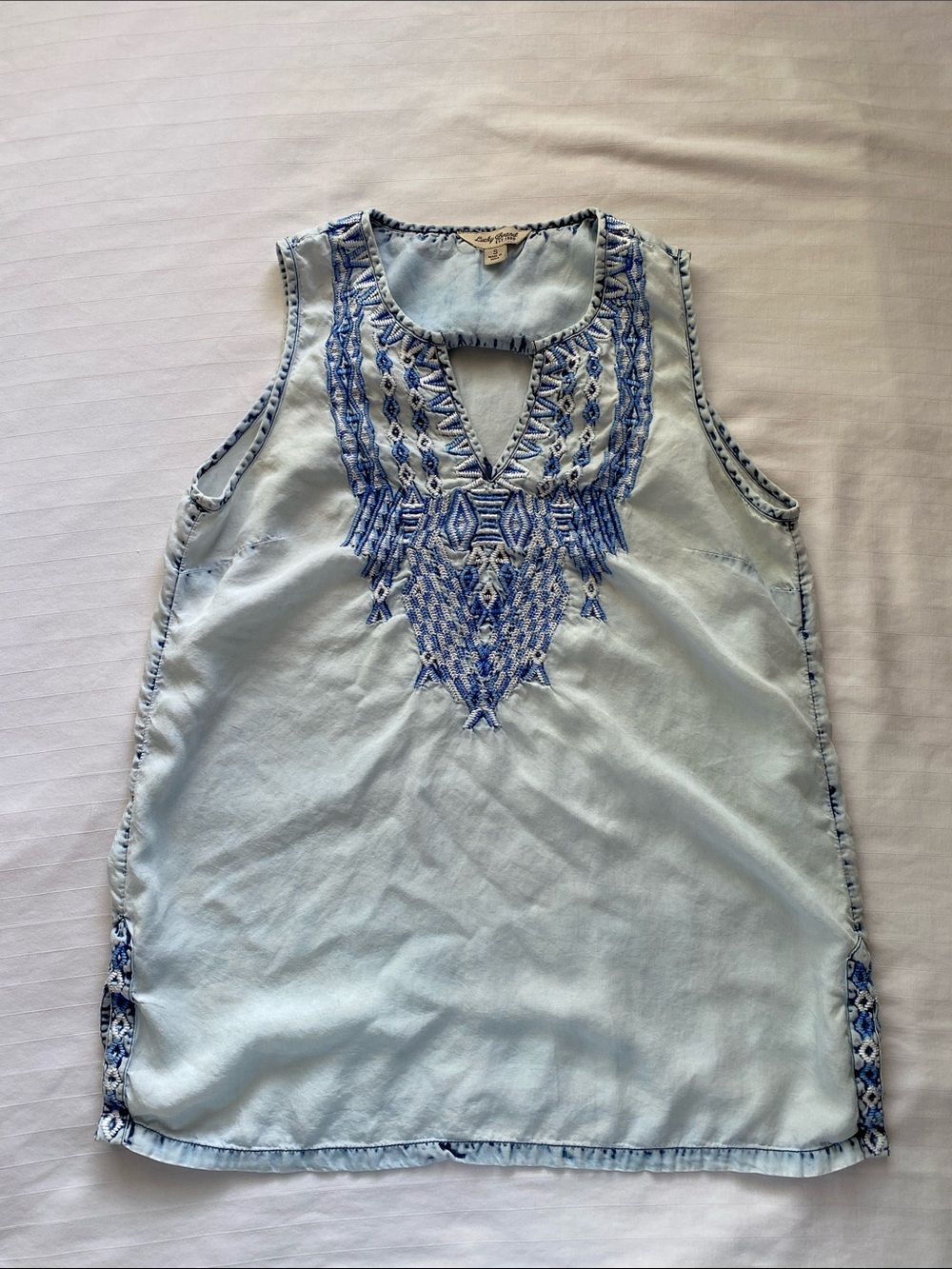 Lucky Brand Light Blue Embroidered Sleeveless Tank